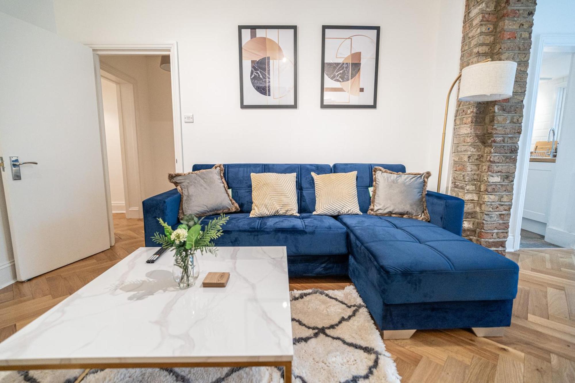 Appartamento One-Bed Flat Angel, Islington Londra Esterno foto